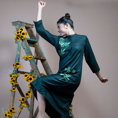 Green embroidery dress