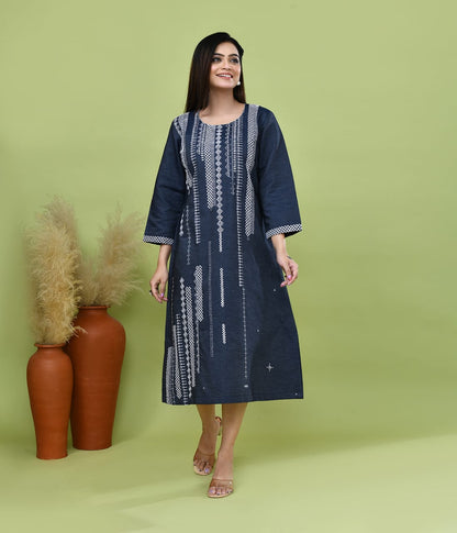 Embroidery dress